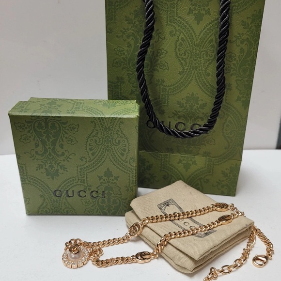 Gucci Rose Gold-Tone - Picture 1 of 5